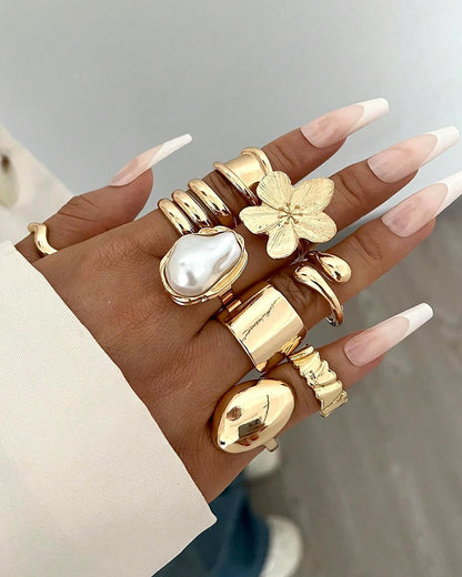YEEZII 20 Pcs Gold Ring Set for Women, Chunky Statement Flower Finger Midi Rings, Big Boho Stacking Rings Pack Trendy Stuff Jewelry Gift