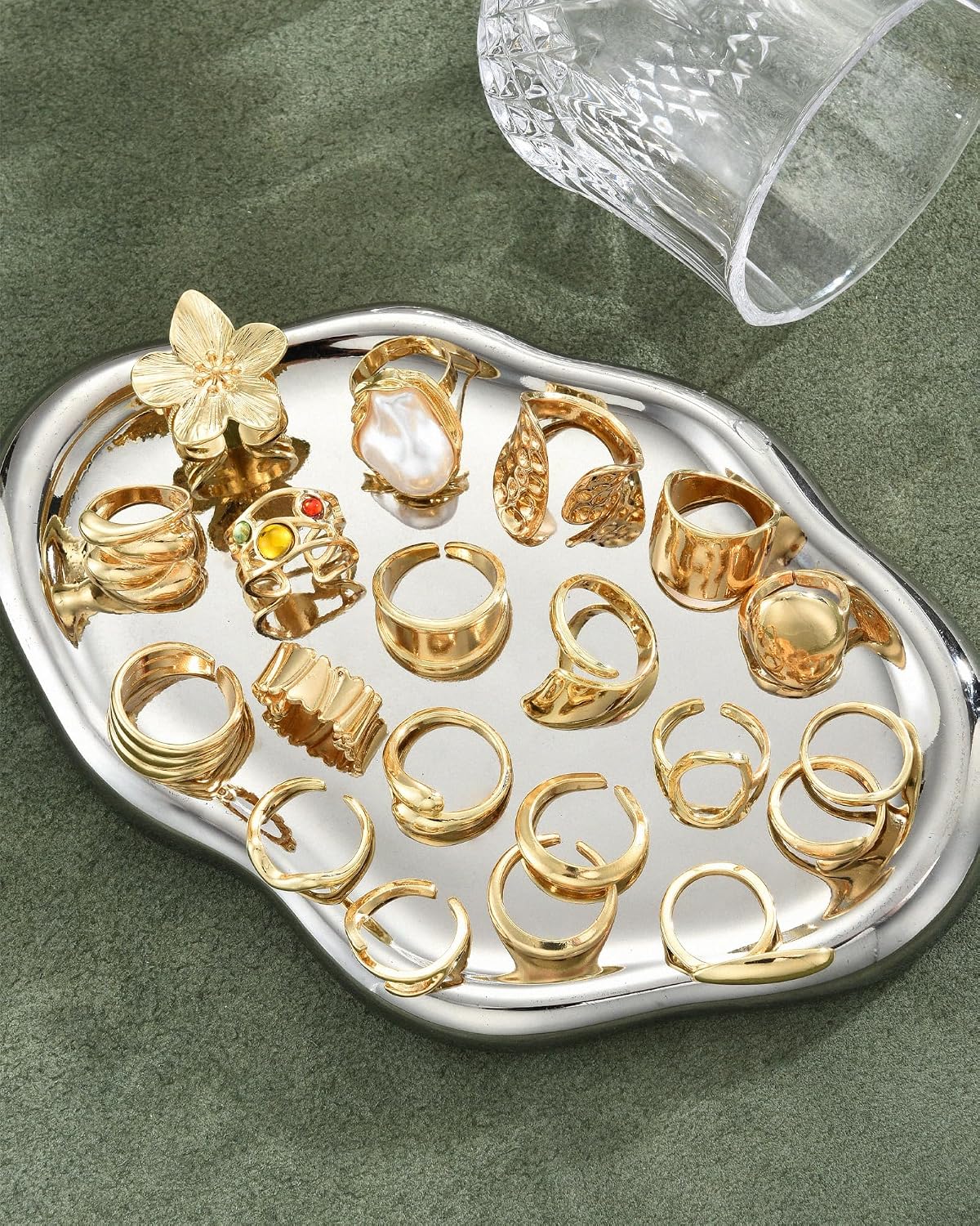 YEEZII 20 Pcs Gold Ring Set for Women, Chunky Statement Flower Finger Midi Rings, Big Boho Stacking Rings Pack Trendy Stuff Jewelry Gift